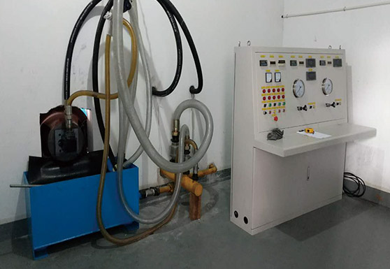 Hydraulic test bench